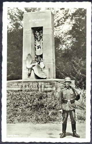 Monument de Rothondes nazifié
