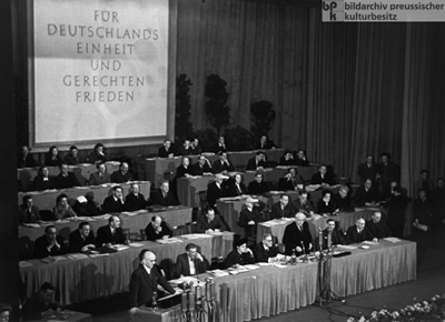 Congrès du peuple allemand décembre 1947